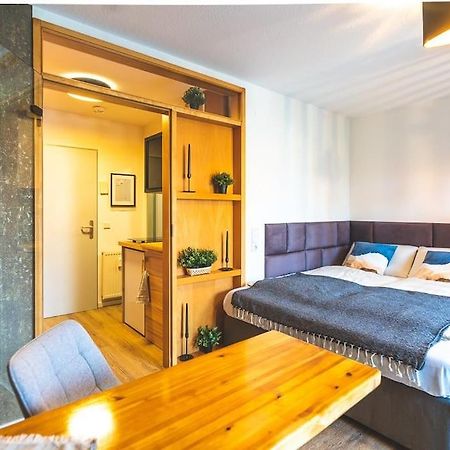 데트몰트 Golden Nugget Inkl Wlan, Parkplatz 아파트 외부 사진